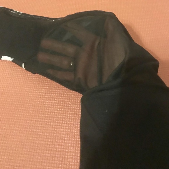 Zella Mesh Floral Leggings - Picture 3 of 7